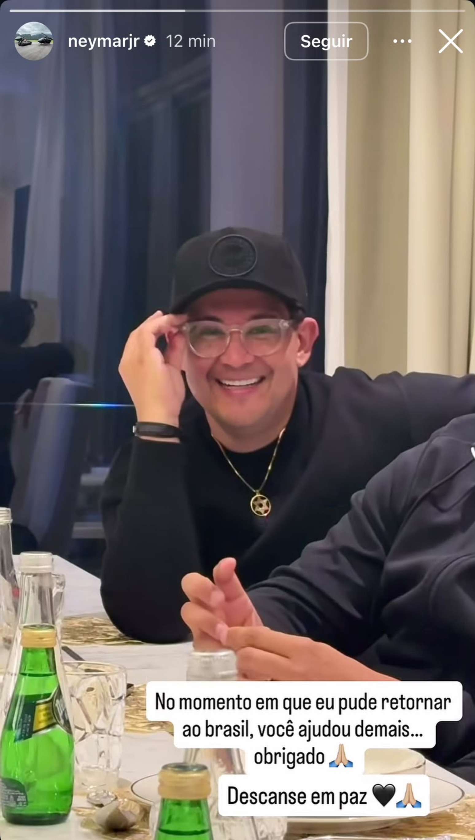 Neymar prestou homenagem a Bruno Avelar, morto em acidente de helic&oacute;ptero