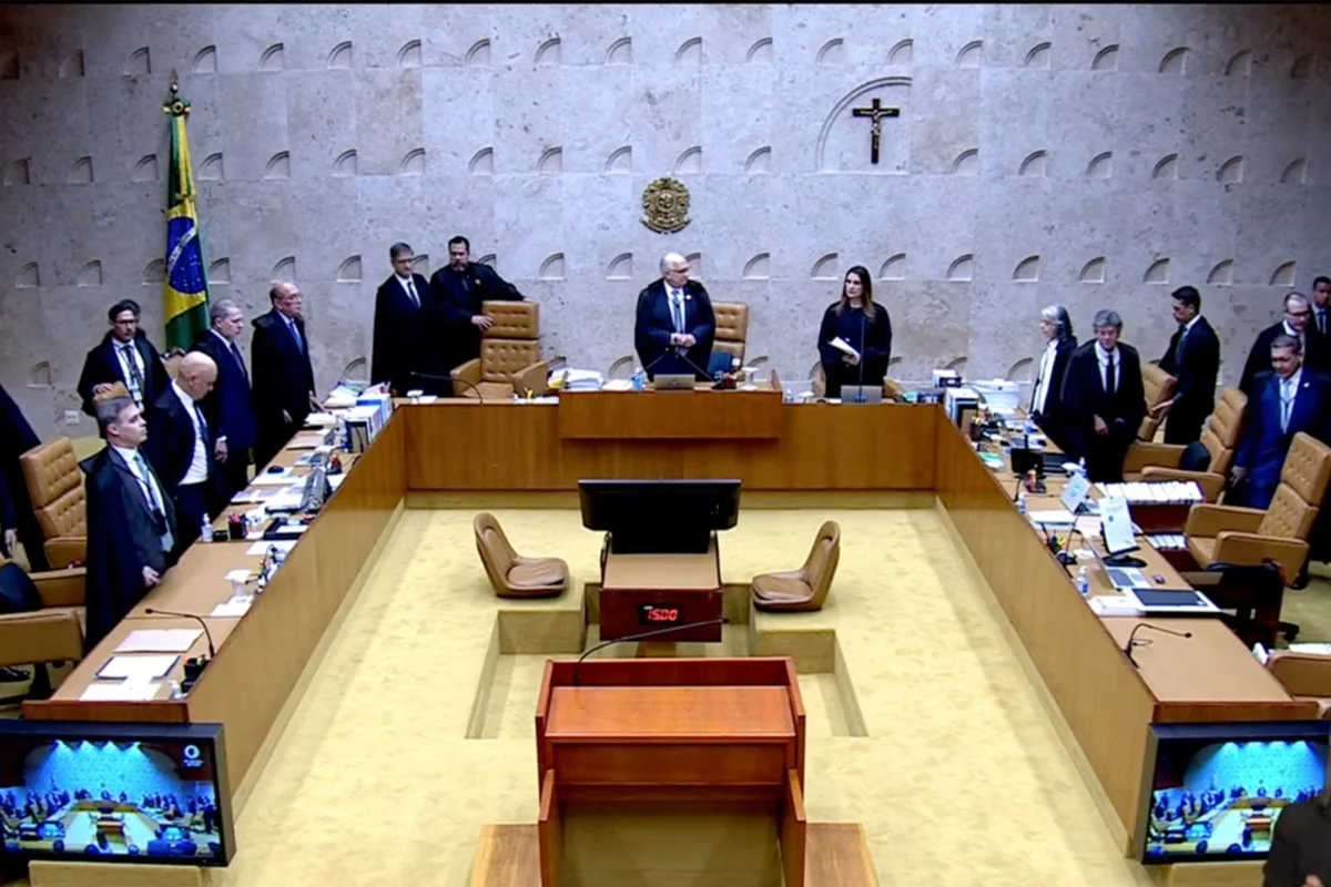 Sessão Extraordinário do Supremo Tribunal Federal (STF)