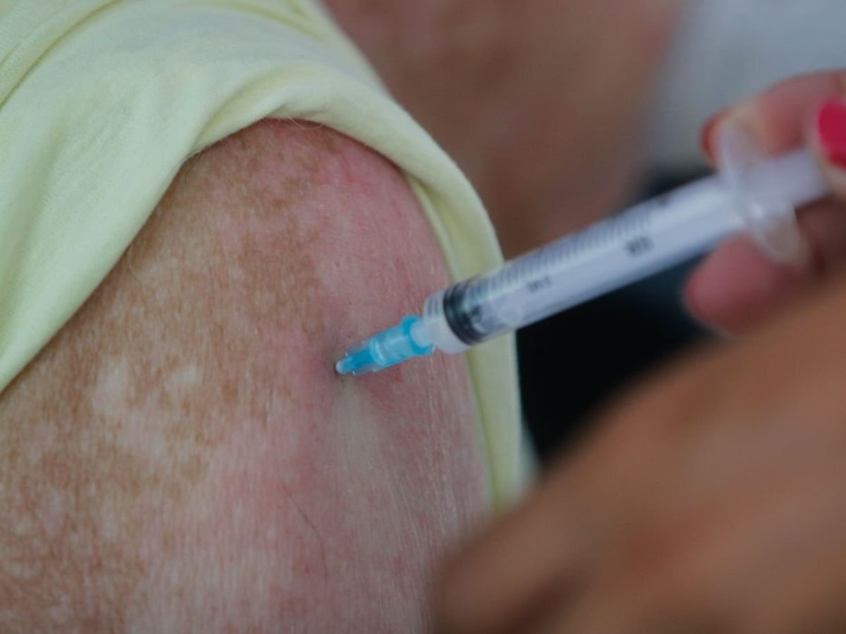 Vacina pneumocócica: conheça o imunizante liberado para idosos com 85 anos ou mais
