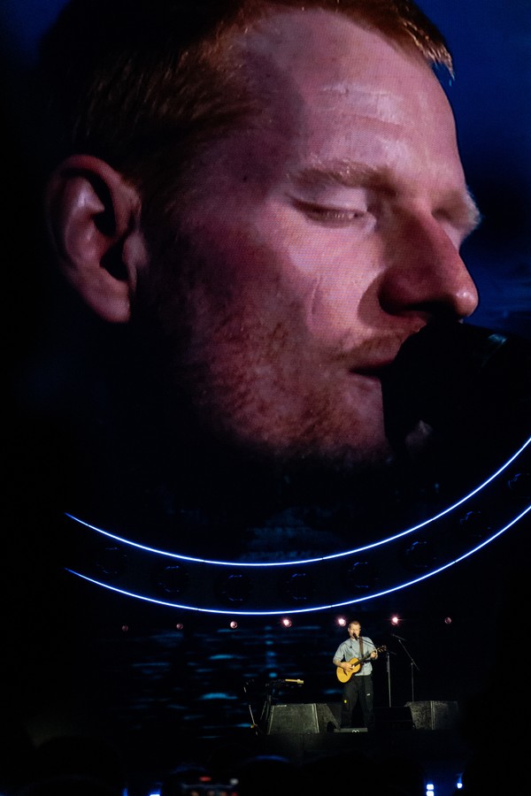 Ed Sheeran pede desculpas aos fãs após polêmica sobre Palestina dividir turnê; entenda