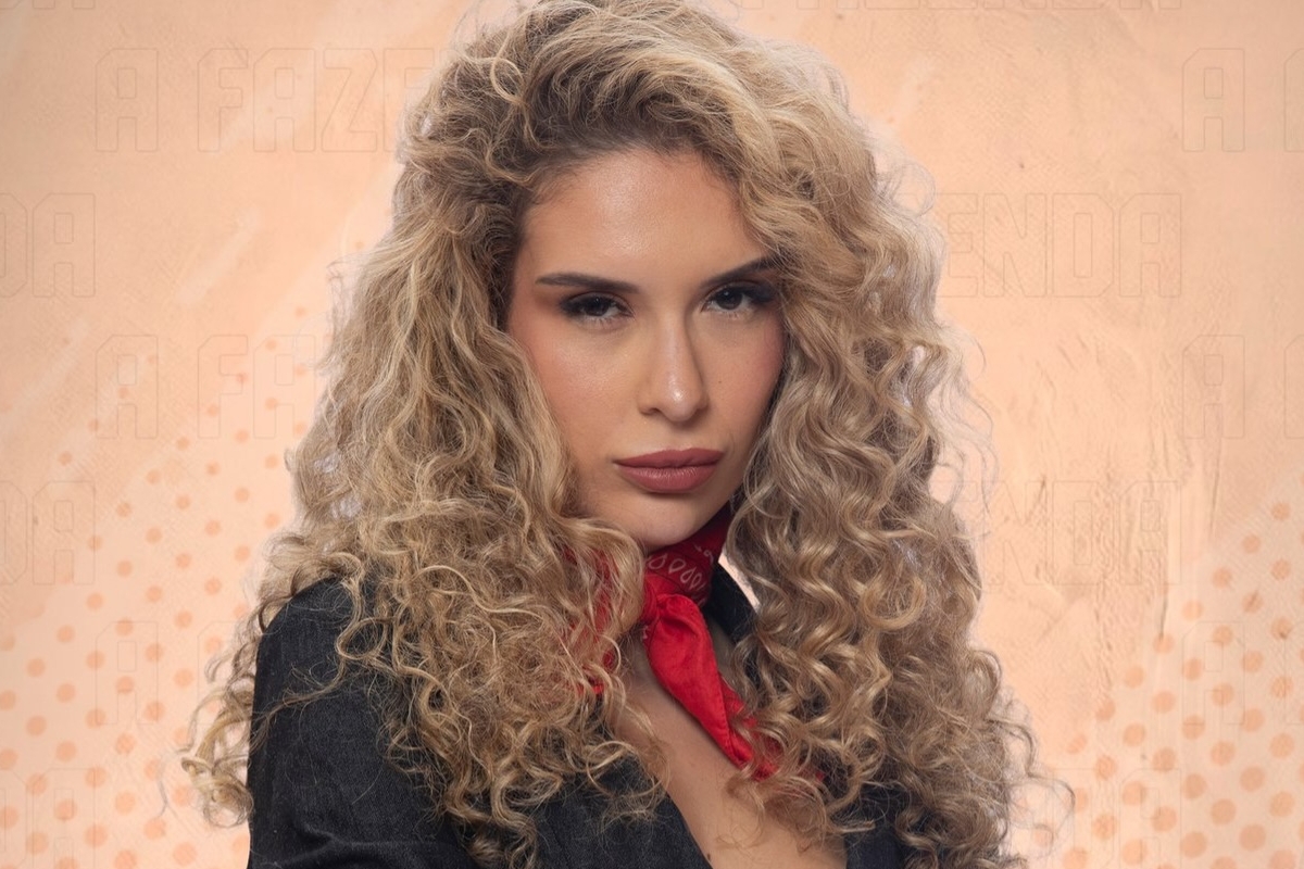 Imagem da matéria: A Fazenda 18: enquete mostra quem fica entre Giovanna, Sergio e Stephanie