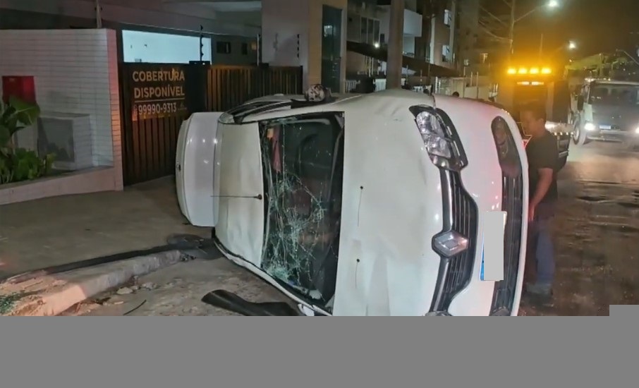Motorista de aplicativo não respeita sinalização e causa acidente no Altiplano, em João Pessoa