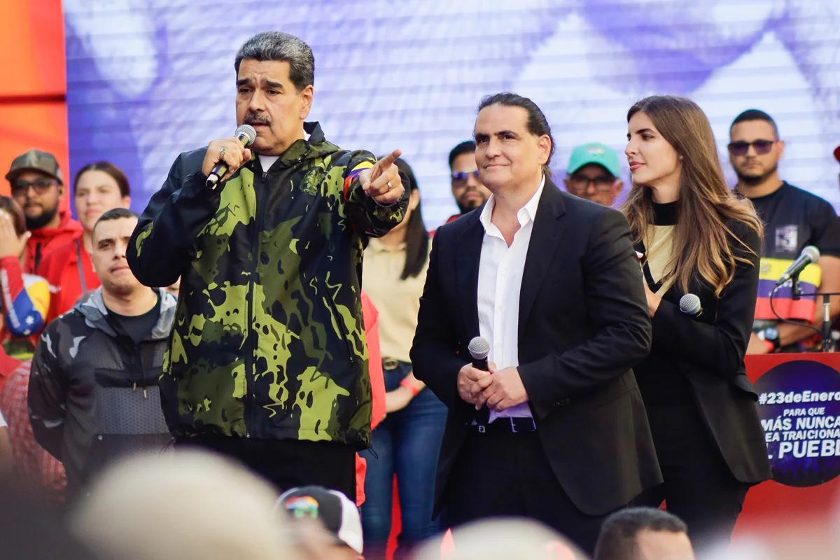 "Testa de ferro" de Maduro se declara culpado em julgamento nos EUA