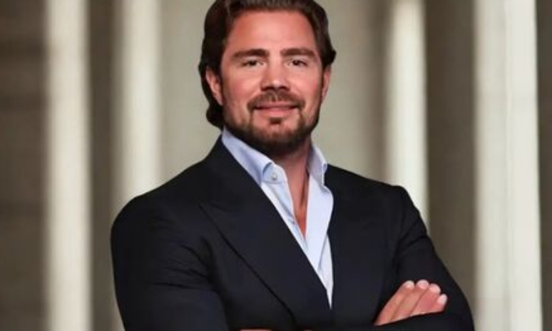 Mendonça e Fux informam a PF que não conseguem acessar o conteúdo do celular de Vorcaro na íntegra